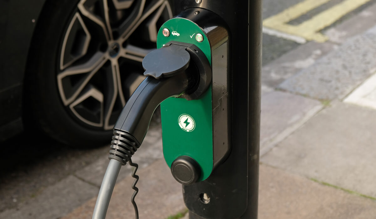 Relux Electric Partners with TNGECL to Roll Out 500 EV Charging Stations Across Tamil Nadu